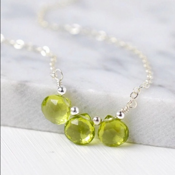 Natural Peridot Stone Pendant - Picture 1 of 4